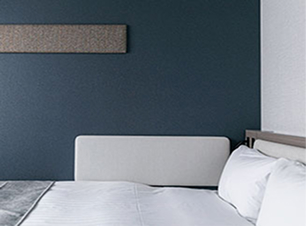 画像：Duvet-style Simmons beddingLong and wide beds